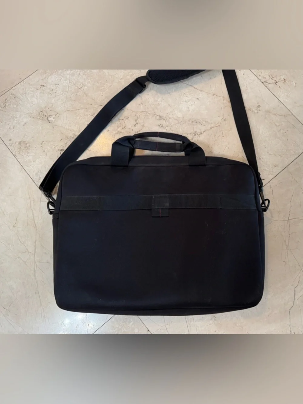 Samsonite Black Laptop Briefcase with Shoulder Strap